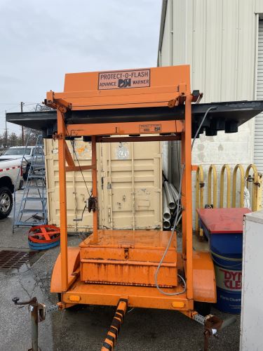 Traffic Arrow Board Tow Behind - Image 1